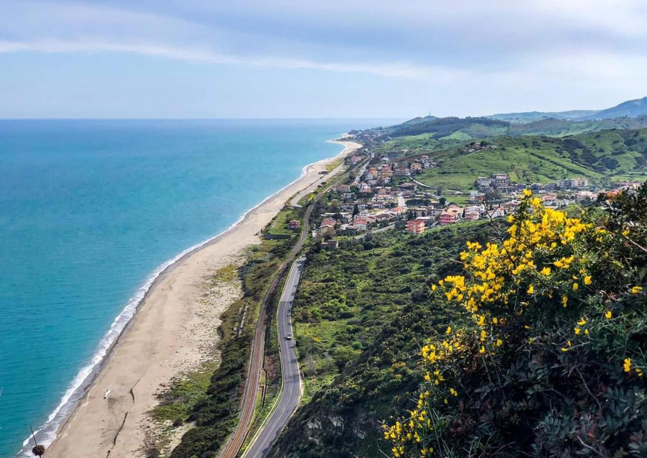 Appartamenti Giusi Con Giardino O Veranda Madonna della Catena Exterior foto